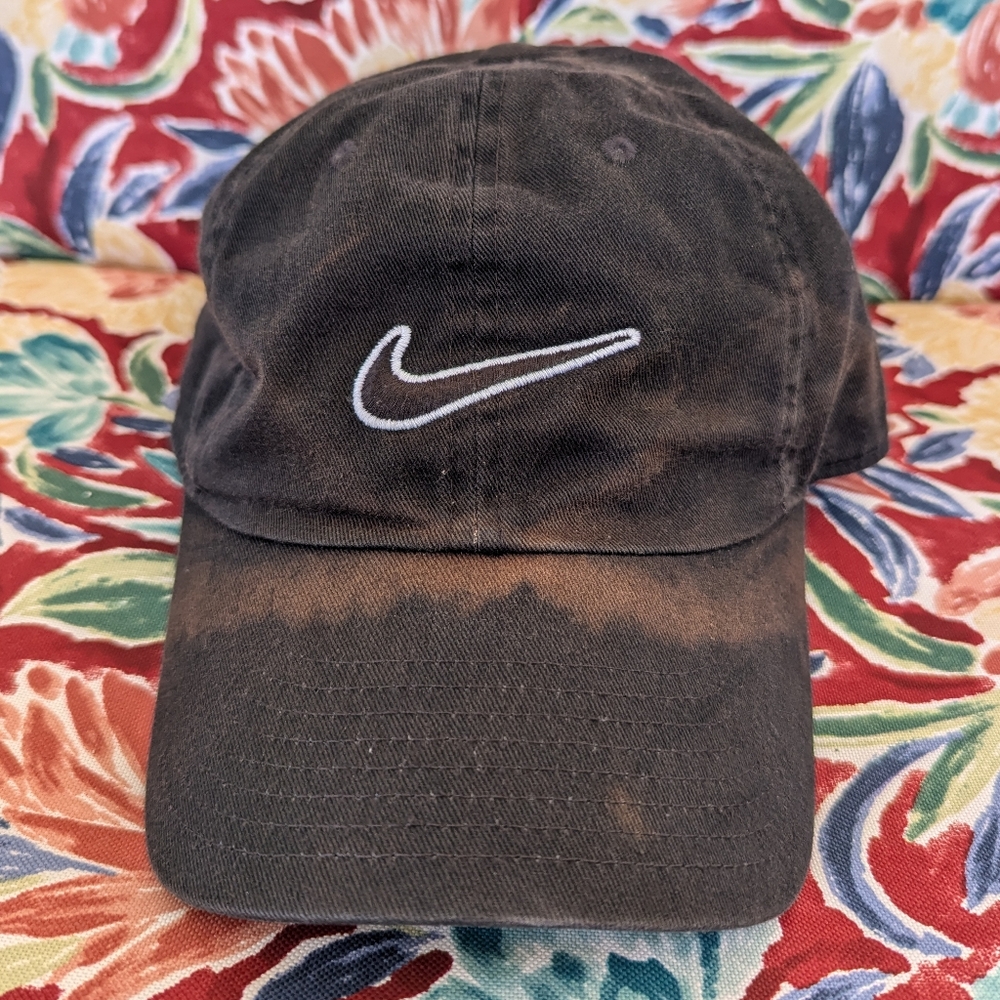 Nike Vintage Faded Embroidered Swoosh Thrashed Hat Cap